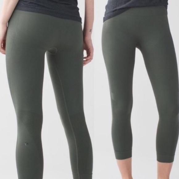 Lululemon Ribbed Yoga Pant - Picture 7 of 9